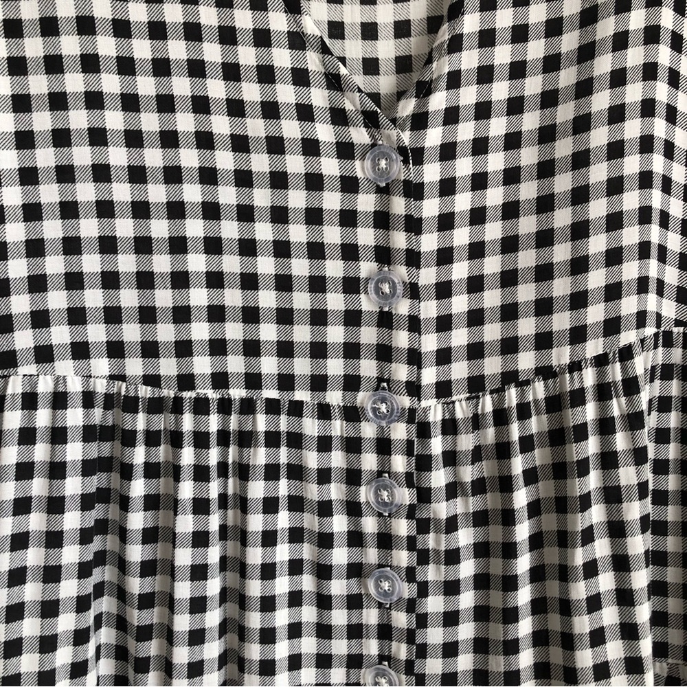 NWT Urban Outfitters Rio Tiered Button-Front Romper Size Medium - Picture 4 of 10